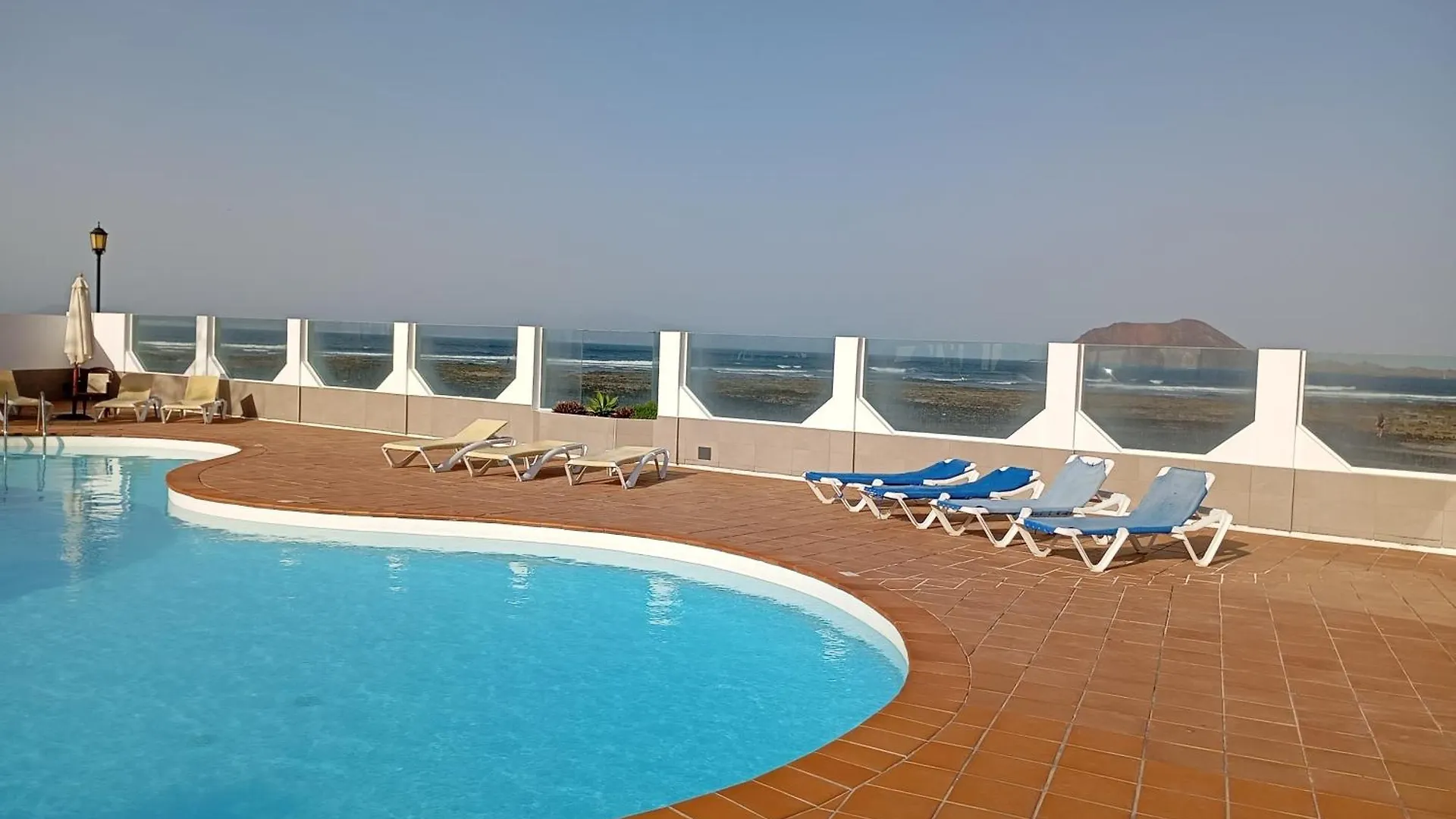別荘 Geranio House, Beachfront, Pool, コラレホ